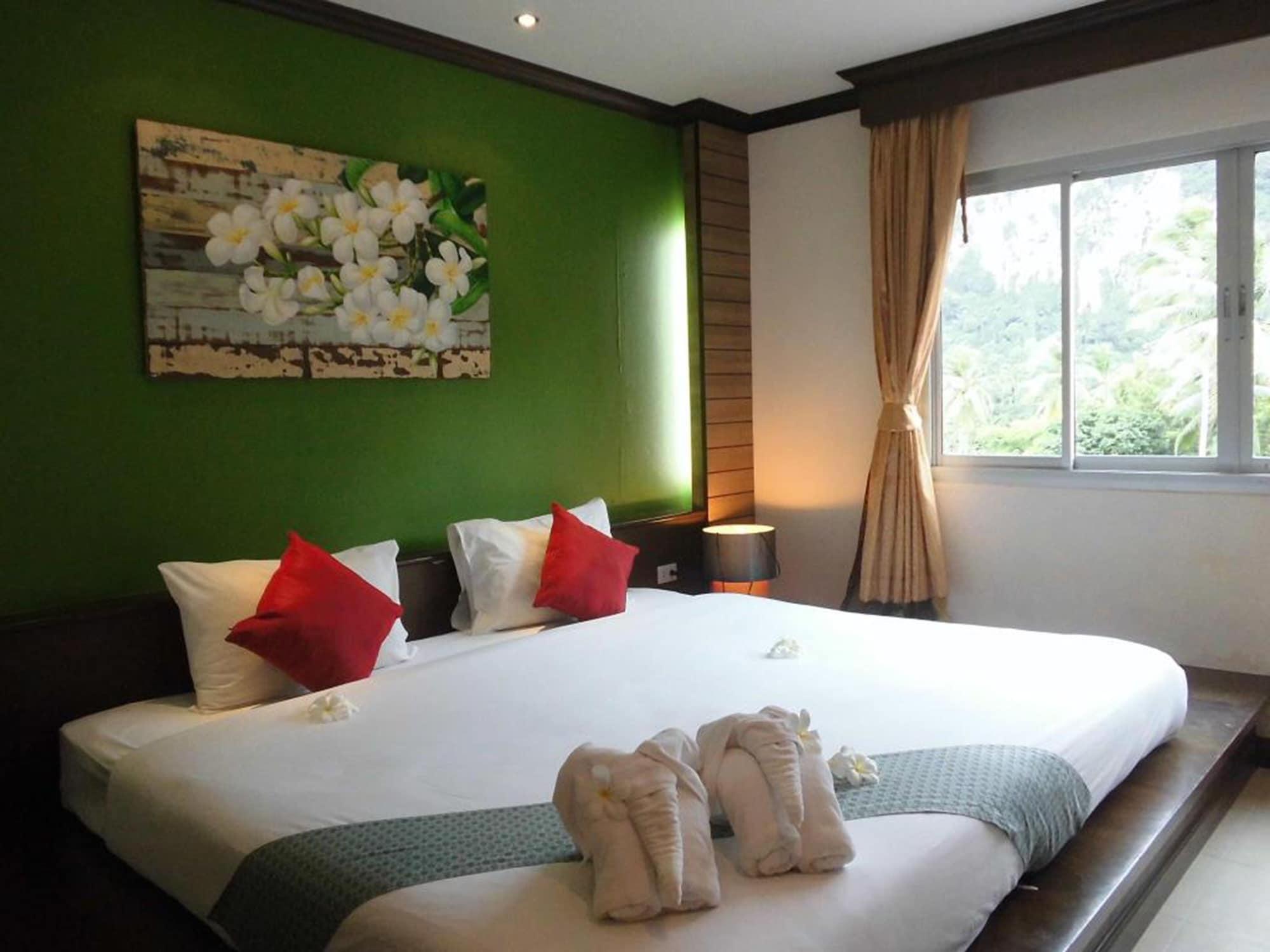 Hotel The Haleeva Aonang - Sha Certified Ao Nang Esterno foto